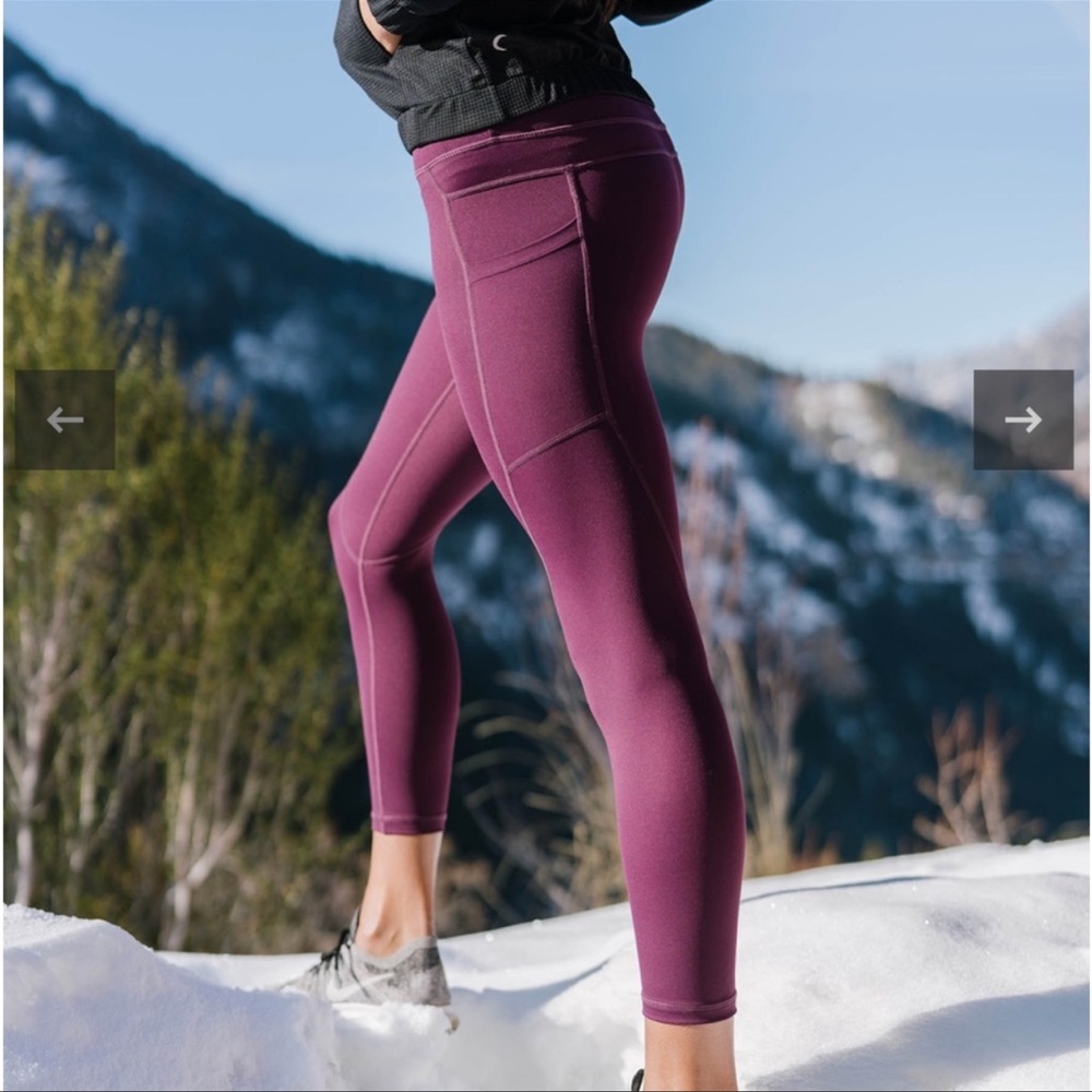 Zyia plum Capri leggings